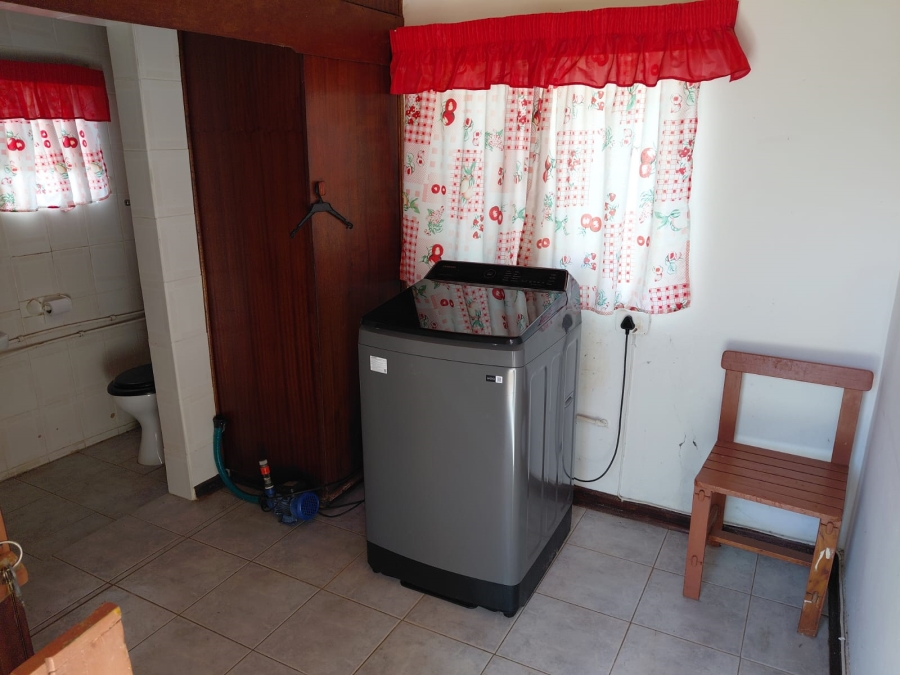 4 Bedroom Property for Sale in Bothasrus Eastern Cape